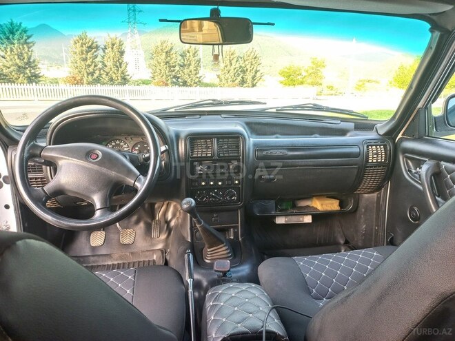 GAZ 31105 2006, 200,000 km - 2.5 l - İsmayıllı