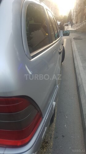 Mercedes C 220 2000, 390,000 km - 2.2 l - Bakı