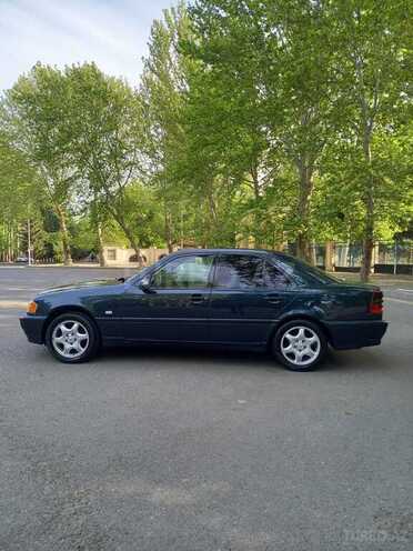 Mercedes C 220 1999, 140,000 km - 2.2 l - Mingəçevir