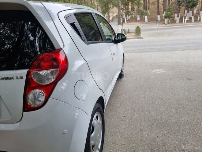Chevrolet Spark 2013, 95,000 km - 1.0 л - Sumqayıt