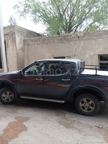 Mitsubishi L200 2006, 312,000 km - 2.4 l - Sumqayıt