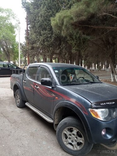 Mitsubishi L200 2006, 312,000 km - 2.4 l - Sumqayıt