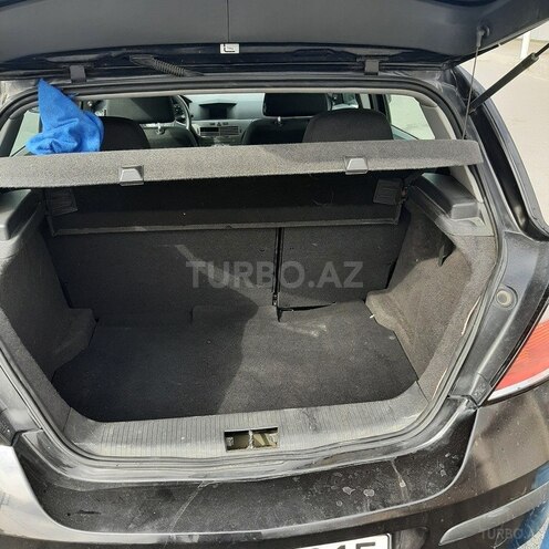 Opel Astra 2006, 130,000 km - 1.4 л - Bakı