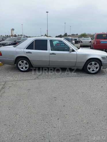 Mercedes E 230 1995, 362,862 km - 2.3 l - Bakı