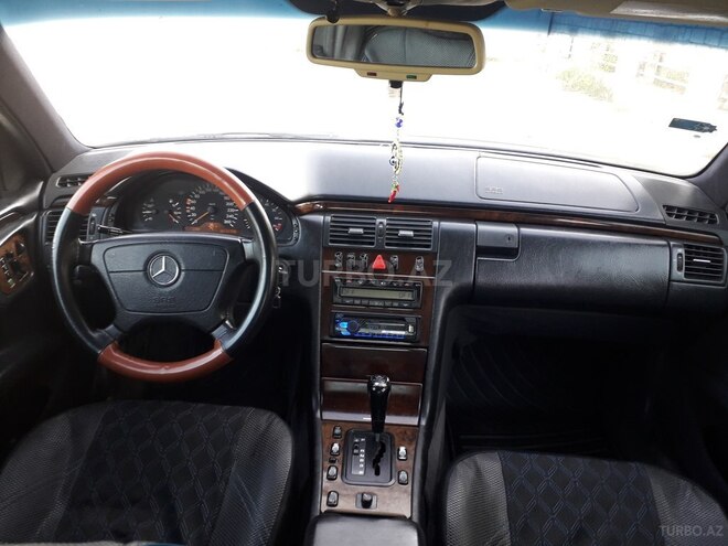 Mercedes E 280 1996, 312,654 km - 2.8 l - Sumqayıt