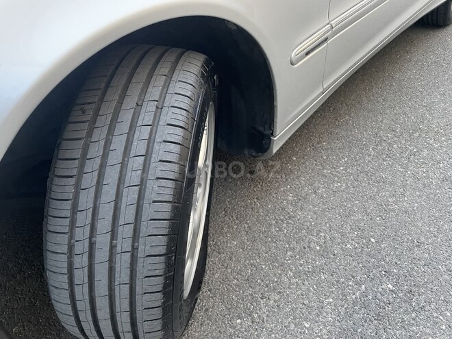 Mercedes C 200 2000, 236,000 km - 2.0 л - Sumqayıt