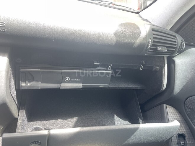 Mercedes C 200 2000, 236,000 km - 2.0 л - Sumqayıt