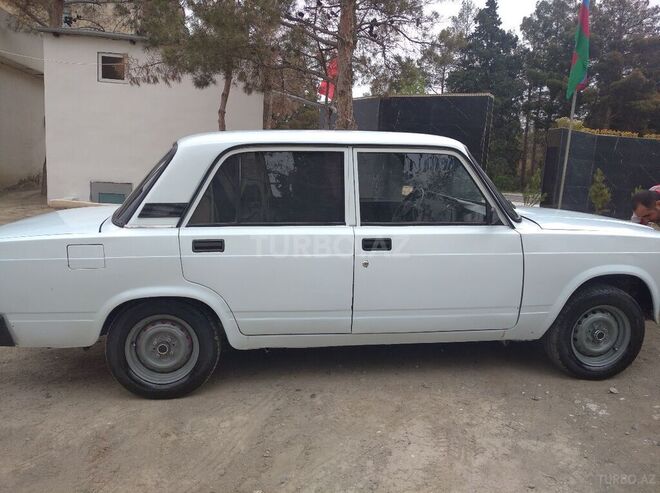 LADA (VAZ) 2107 2005, 87,707 km - 1.6 l - Naftalan