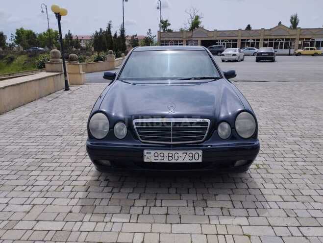 Mercedes E 220 2001, 624,000 km - 2.2 l - Balakən