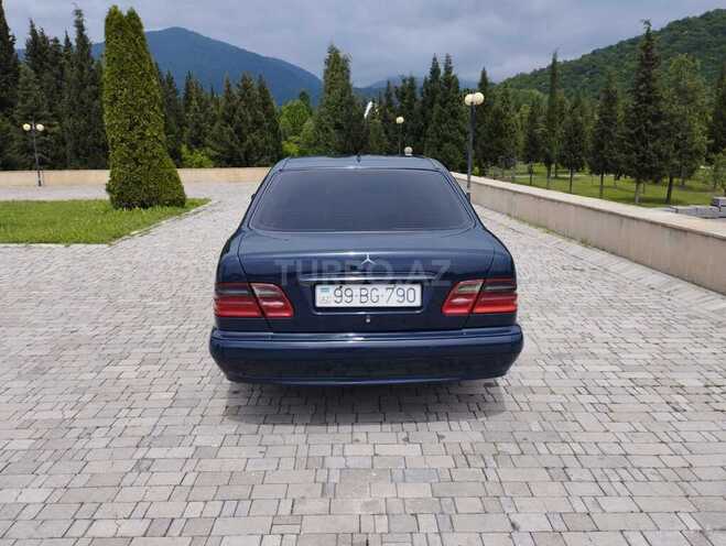 Mercedes E 220 2001, 624,000 km - 2.2 l - Balakən