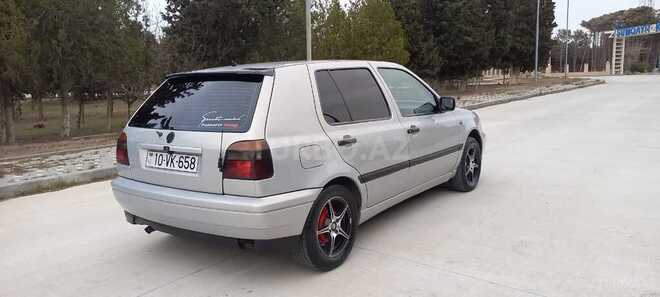Volkswagen Golf 1997, 255,232 km - 1.8 l - Sumqayıt