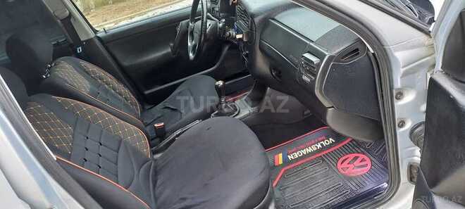 Volkswagen Golf 1997, 255,232 km - 1.8 l - Sumqayıt