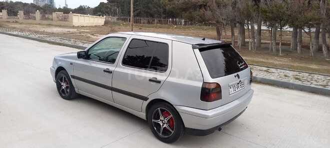 Volkswagen Golf 1997, 255,232 km - 1.8 l - Sumqayıt