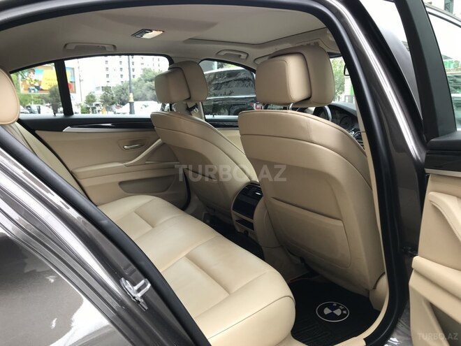 BMW 523 2010, 260,000 km - 3.0 l - Bakı