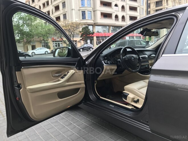BMW 523 2010, 260,000 km - 3.0 l - Bakı