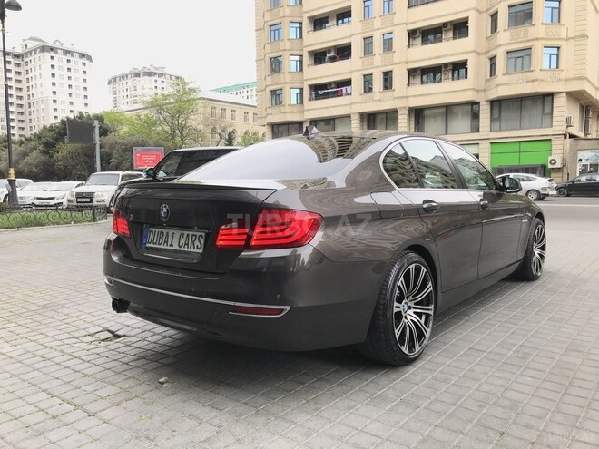 BMW 523 2010, 260,000 km - 3.0 l - Bakı