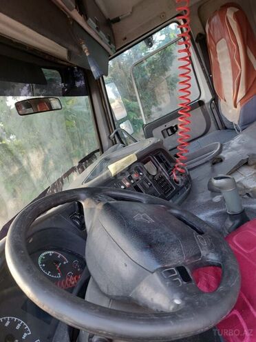 HOWO Sinotruk 2011, 350,000 km - 9.5 l - Qobustan