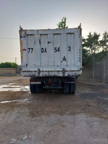 HOWO Sinotruk 2011, 350,000 km - 9.5 l - Qobustan