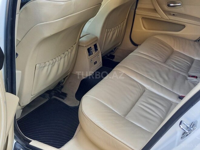 BMW 525 2007, 369,000 km - 2.5 л - Bakı
