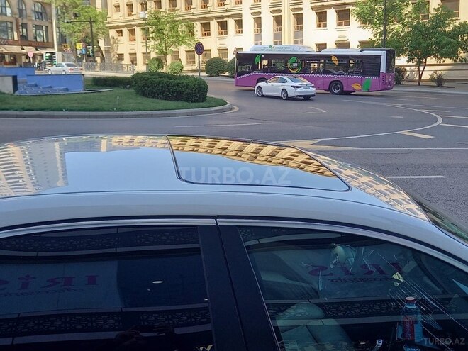 BMW 525 2007, 369,000 km - 2.5 л - Bakı