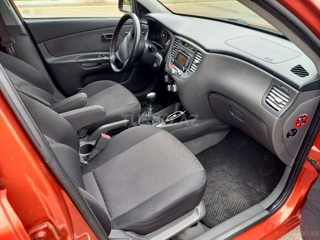 Kia Rio 2009, 239,976 km - 1.4 л - Bakı