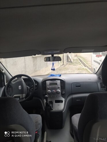 Hyundai H-1 2014, 212,029 km - 2.5 л - Quba