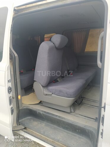 Hyundai H-1 2014, 212,029 km - 2.5 л - Quba
