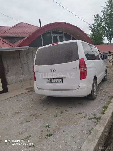 Hyundai H-1 2014, 212,029 km - 2.5 л - Quba