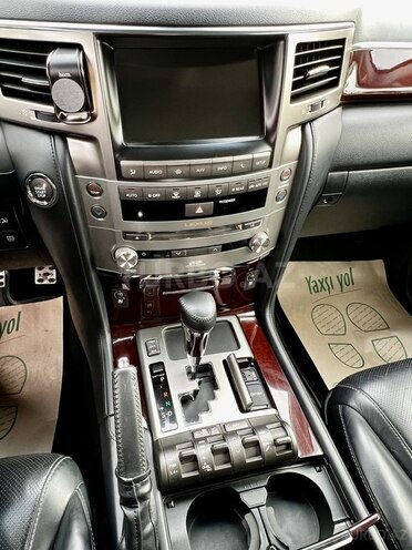 Lexus LX 570 2013, 104,700 km - 5.7 l - Bakı