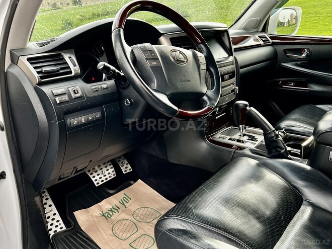 Lexus LX 570 2013, 104,700 km - 5.7 l - Bakı