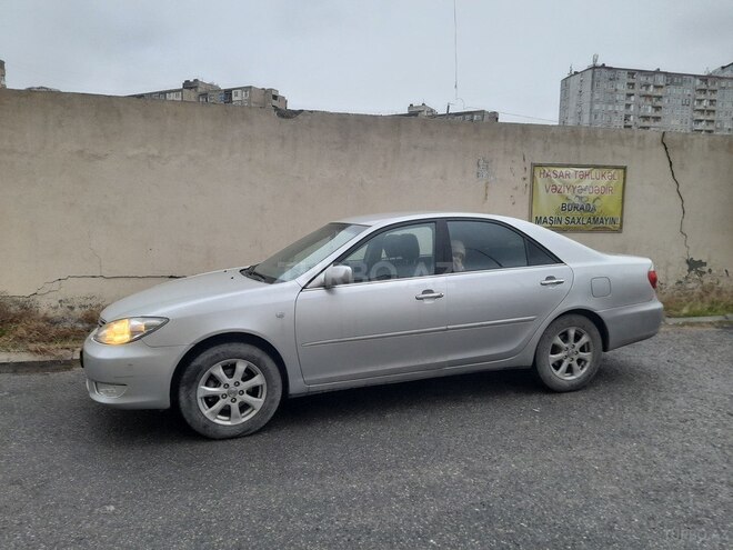 Toyota Camry 2004, 330,000 km - 2.4 l - Bakı
