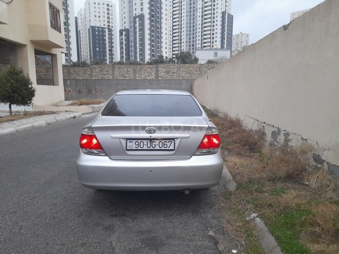Toyota Camry 2004, 330,000 km - 2.4 l - Bakı