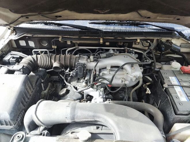 Mitsubishi Pajero 2007, 340,000 km - 3.0 l - Bakı