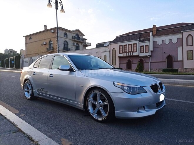 BMW 525 2003, 123,000 km - 2.5 l - Bakı