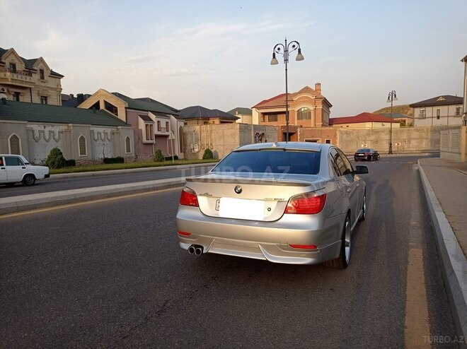 BMW 525 2003, 123,000 km - 2.5 l - Bakı