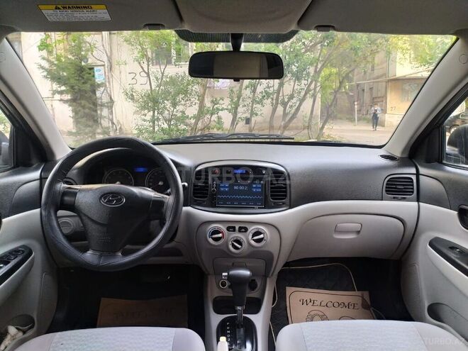 Hyundai Accent 2010, 185,000 km - 1.4 л - Bakı