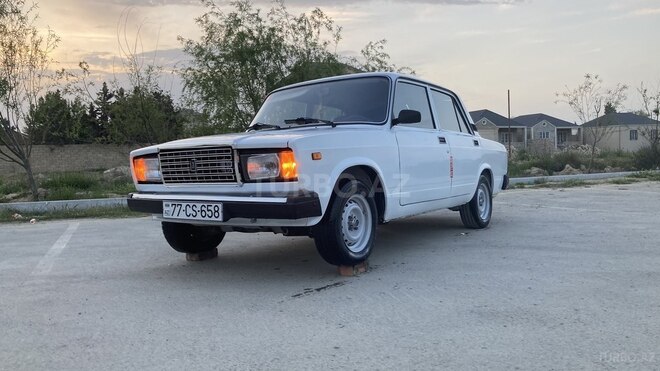 LADA (VAZ) 2107 2005, 80,000 km - 1.6 l - Bakı