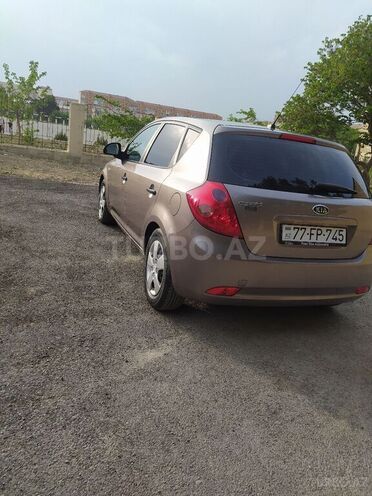 Kia Ceed 2007, 240,000 km - 1.4 l - Sumqayıt
