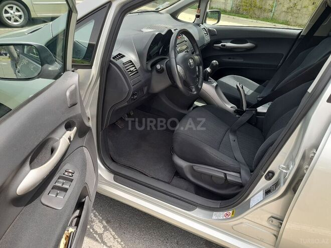 Toyota Auris 2008, 172,500 km - 1.4 l - Bakı