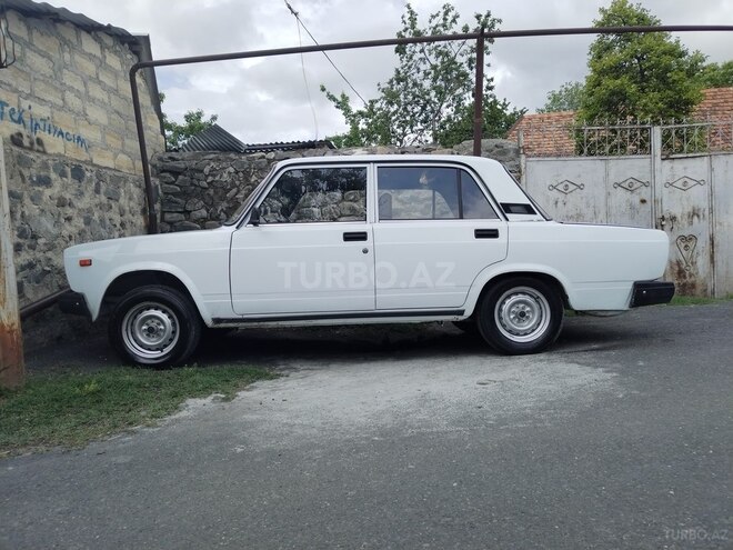 LADA (VAZ) 2107 2006, 5,610 km - 1.6 l - Qax