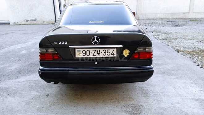 Mercedes E 220 1993, 700,000 km - 2.2 l - Bakı