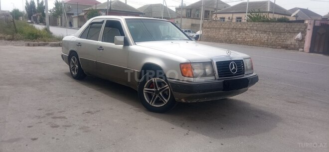 Mercedes E 230 1990, 497,249 km - 2.3 l - Bakı