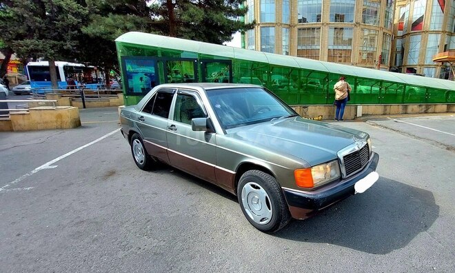 Mercedes 190 1990, 327,750 km - 1.8 l - Bakı