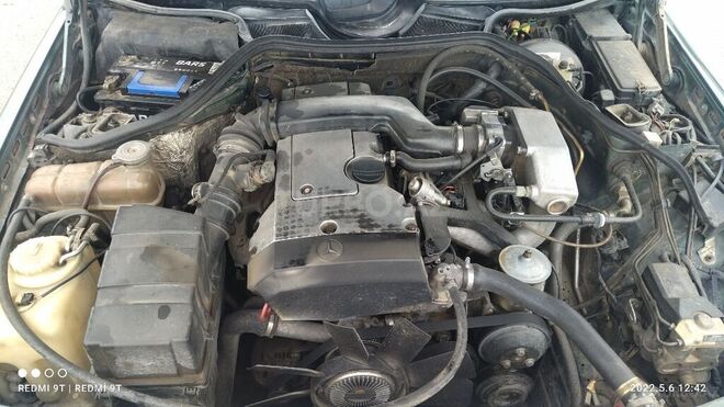 Mercedes E 220 1993, 12,345 km - 2.2 л - Gəncə