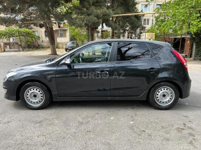 Hyundai i30 2011, 166,000 km - 1.6 l - Bakı
