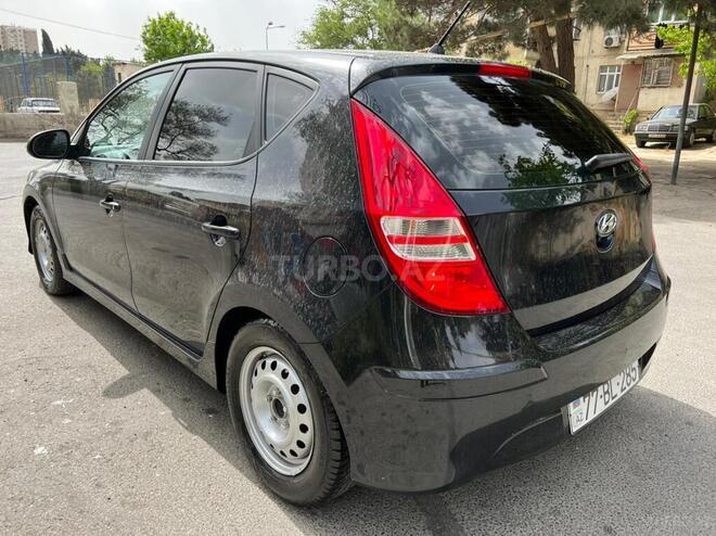 Hyundai i30 2011, 166,000 km - 1.6 l - Bakı