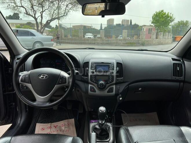 Hyundai i30 2011, 166,000 km - 1.6 l - Bakı