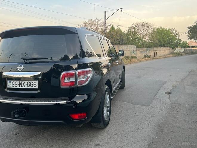 Nissan Patrol 2012, 168,000 km - 5.6 l - Bakı