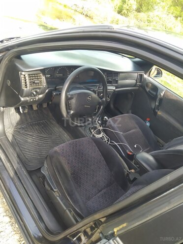 Opel Vectra 1996, 440,500 km - 1.6 l - Gəncə