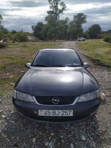 Opel Vectra 1996, 440,500 km - 1.6 l - Gəncə